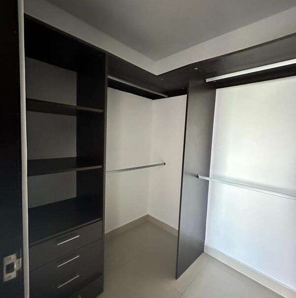 Se vende apartamento en Albrook,