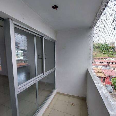 Se vende apartamento en Río Abajo